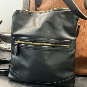 Black crossbody with extra strap